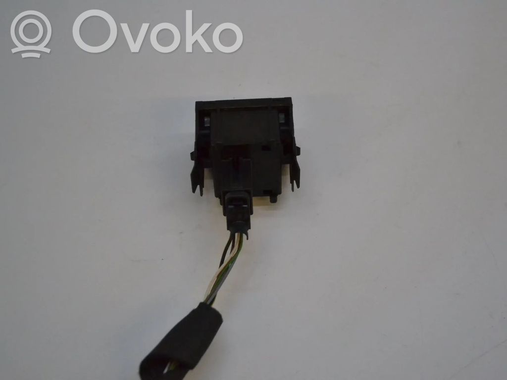 Skoda Rapid (NH) Other devices 