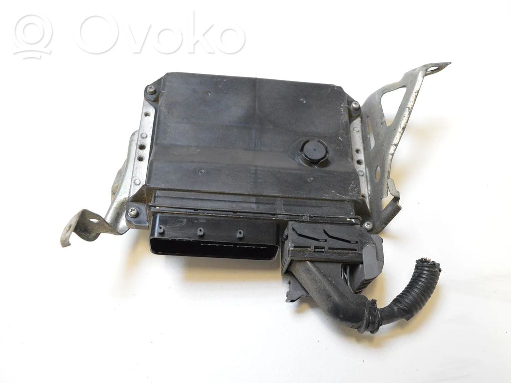 Toyota Auris 150 Engine control unit/module 