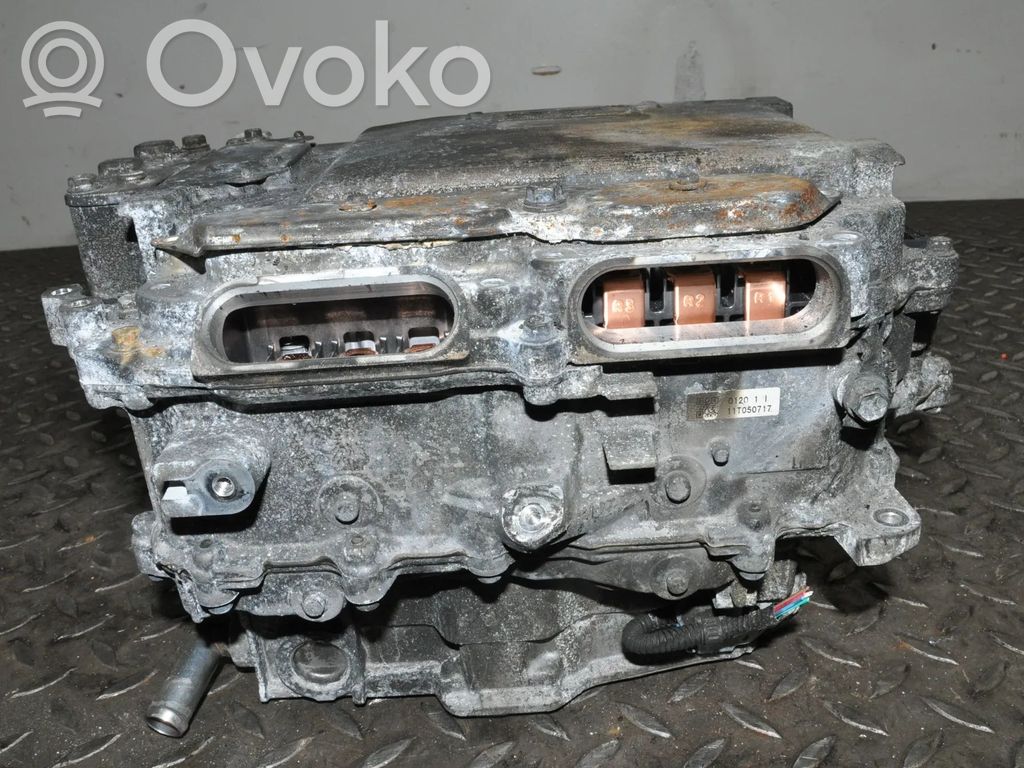 Inversor/convertidor de voltaje   G920030132