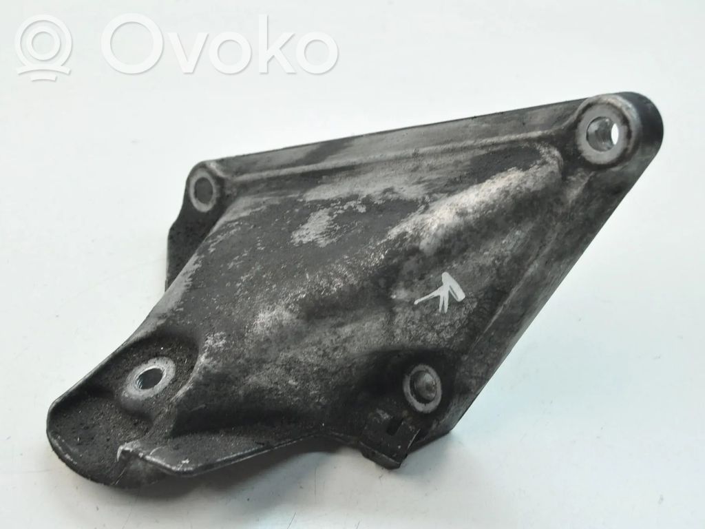 BMW 5 E60 E61 Variklio tvirtinimo kronšteinas 