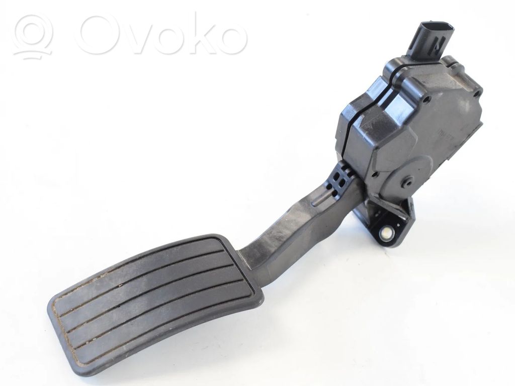 Subaru Outback (BS) Kaasupoljin 