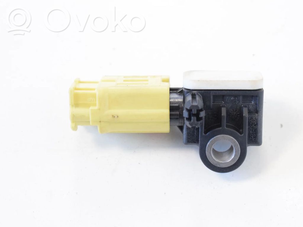 Subaru Outback (BS) Airbag deployment crash/impact sensor 
