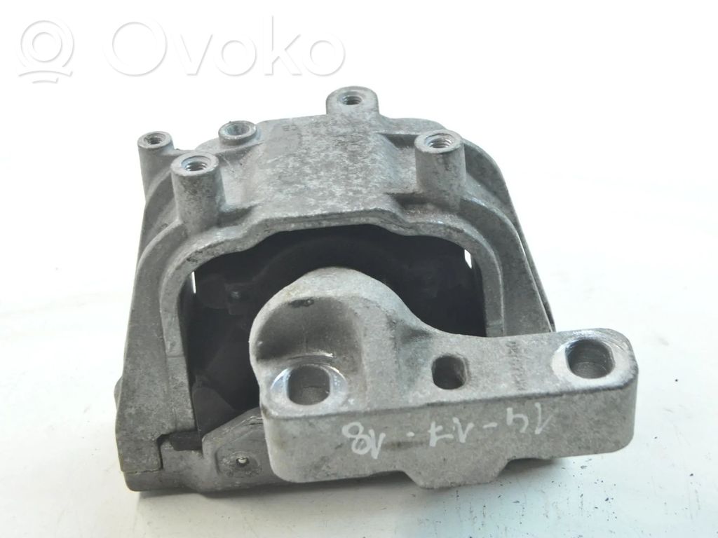 Skoda Superb B6 (3T) Engine mount bracket 