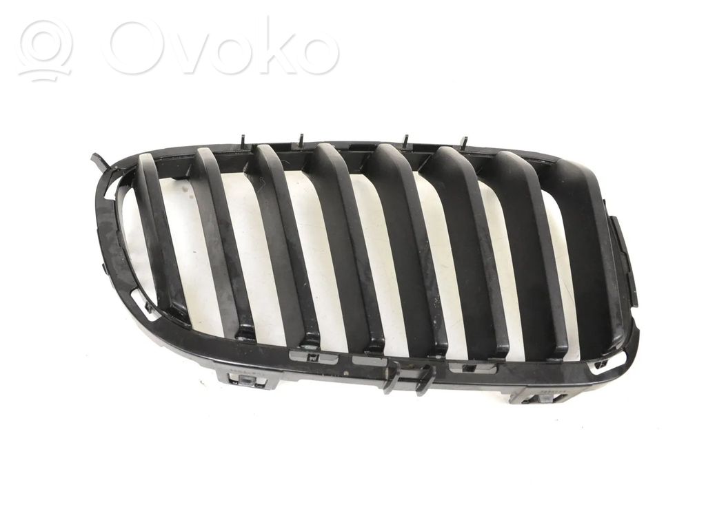 BMW 2 F22 F23 Maskownica / Grill / Atrapa górna chłodnicy 