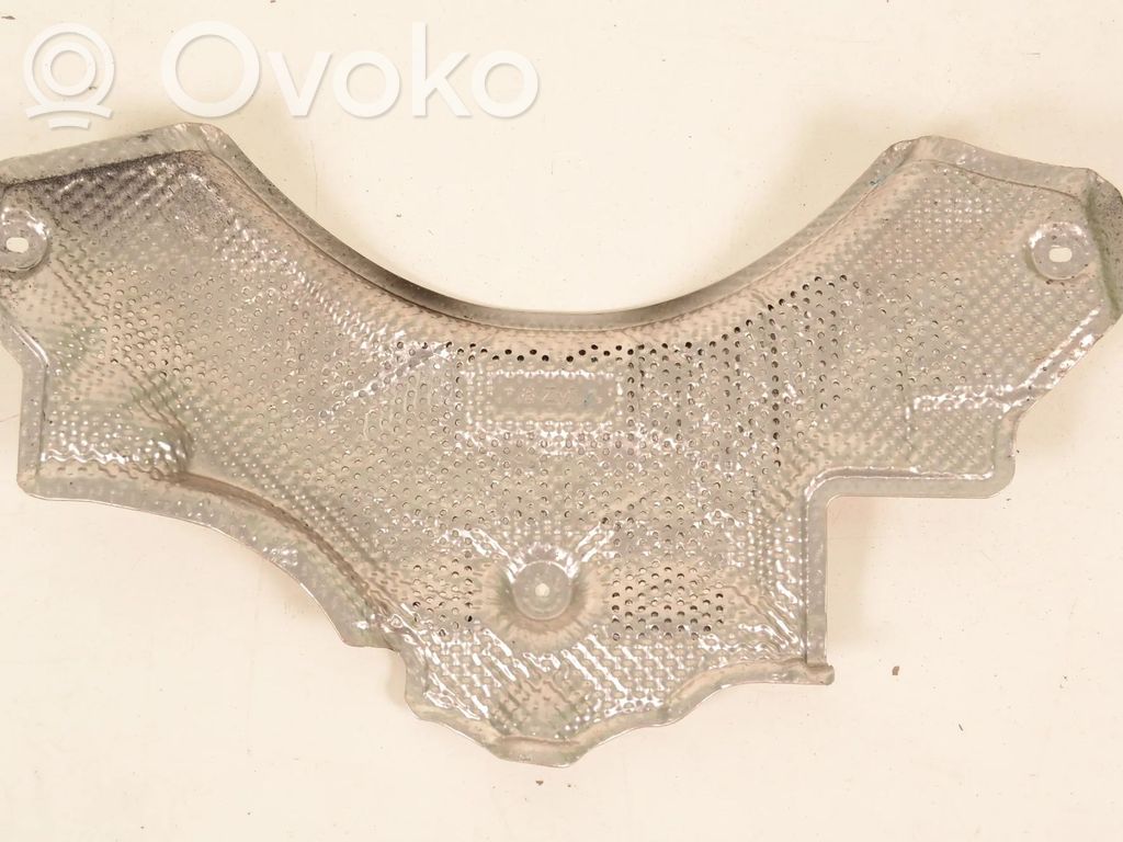 BMW 5 F10 F11 Osłona termiczna komory silnika 