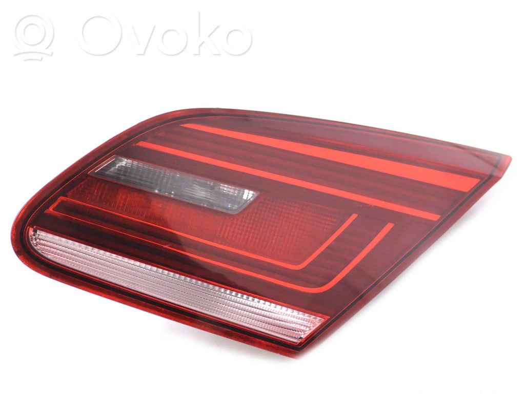 Volkswagen PASSAT CC Takaluukun takavalot 