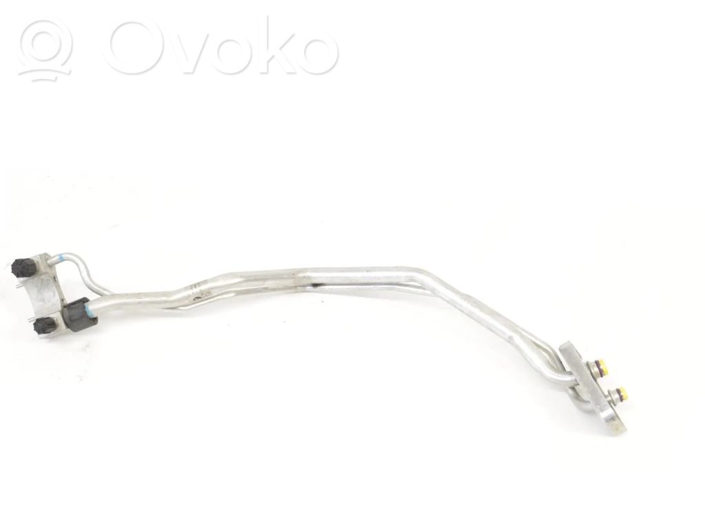 BMW X5 E70 Ilmastointilaitteen putki (A/C) 