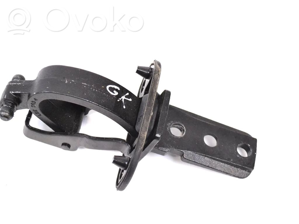 Volvo V70 Tailgate/trunk/boot hinge 