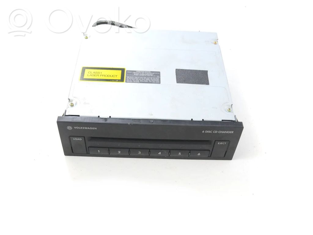 Volkswagen Golf V CD/DVD keitiklis 