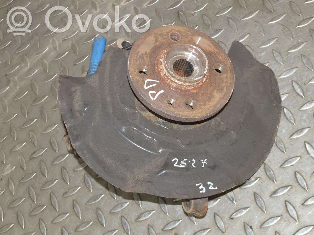 Cubo de rueda delantera