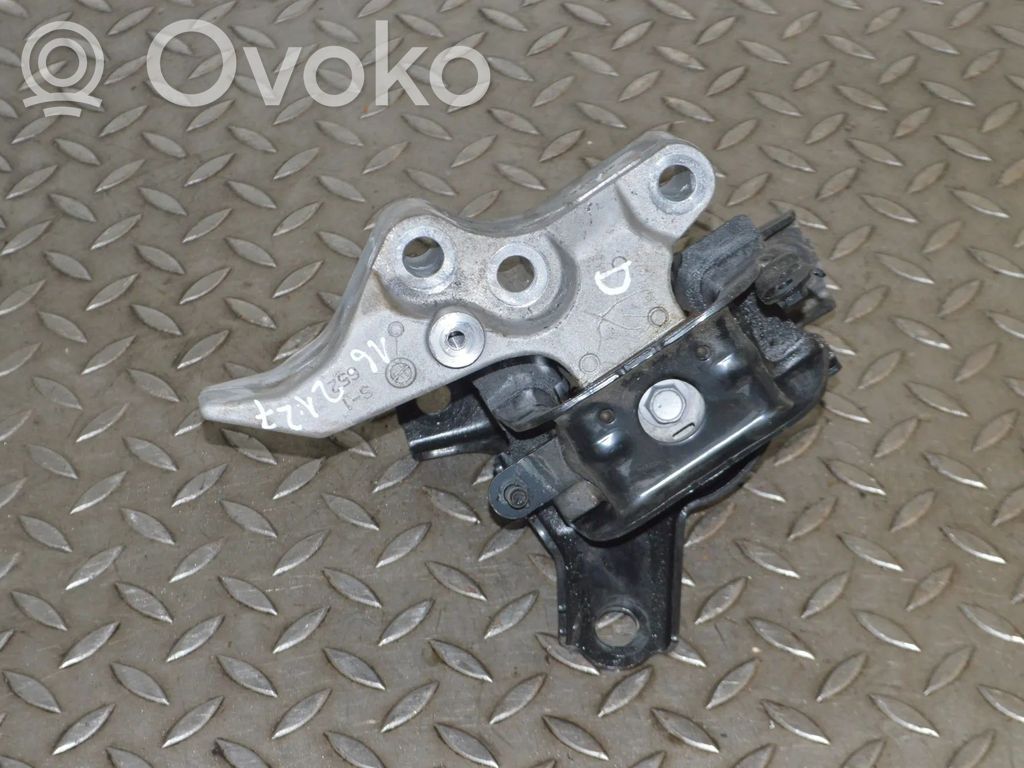 Engine mount bracket