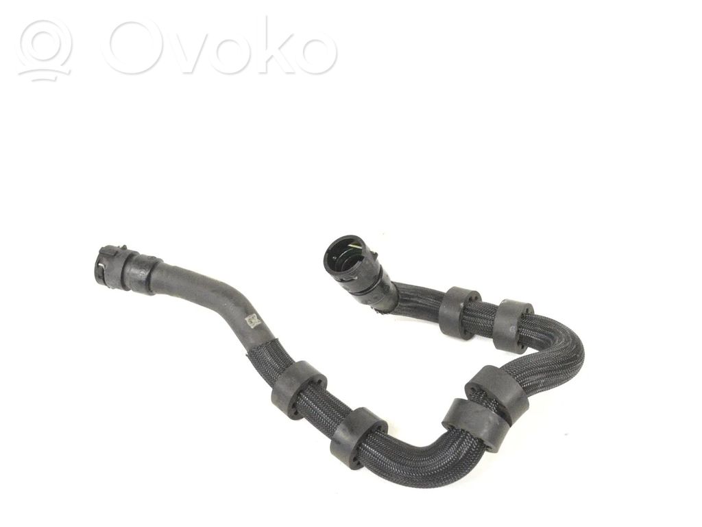 Jaguar E-Pace Engine coolant pipe/hose 