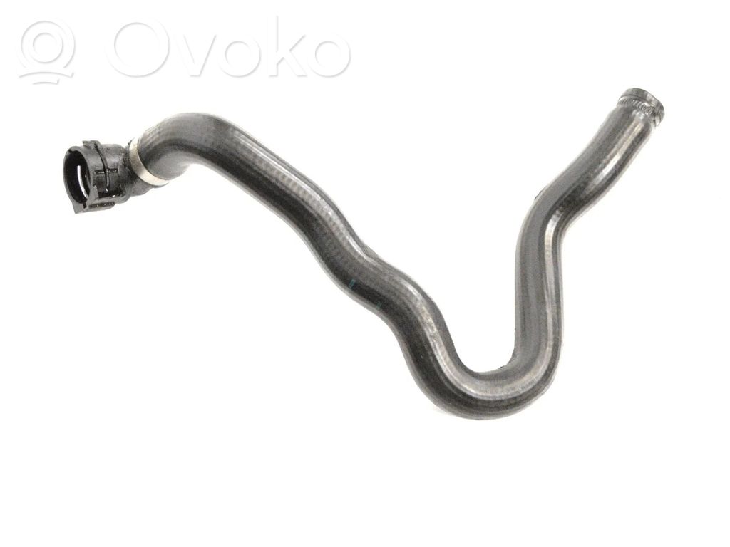 BMW X6M F86 Engine coolant pipe/hose 