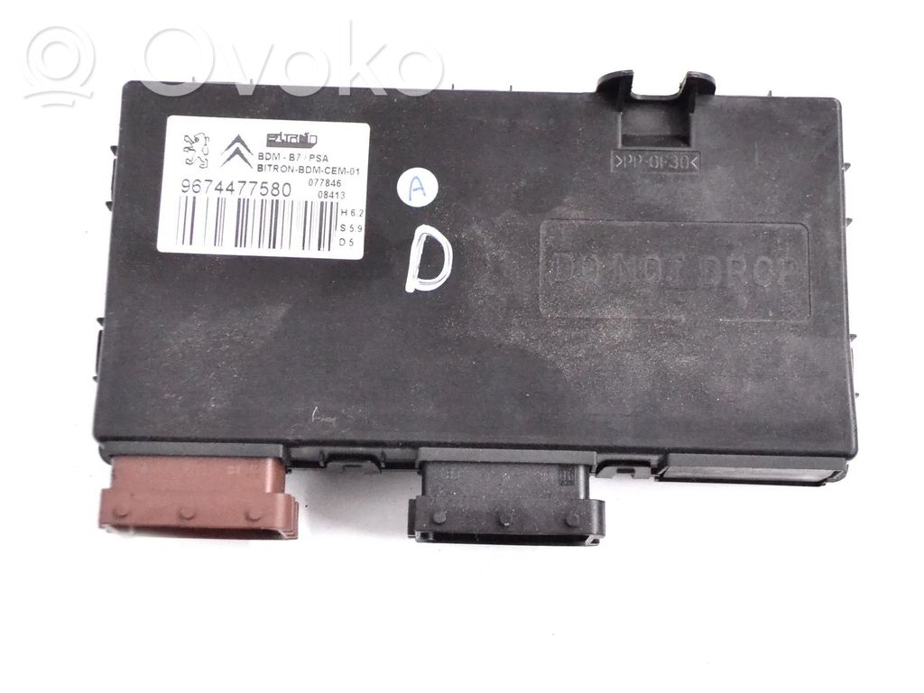 Peugeot RCZ Seat control module 