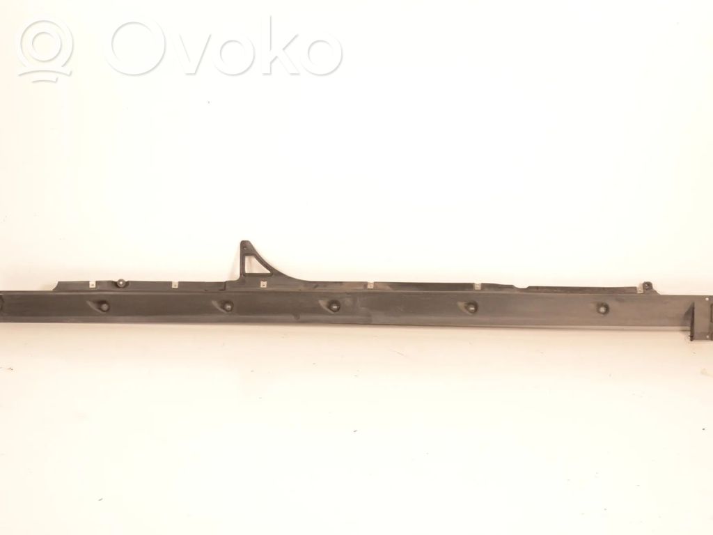 Audi Q7 4M Sivupohjapanssari 