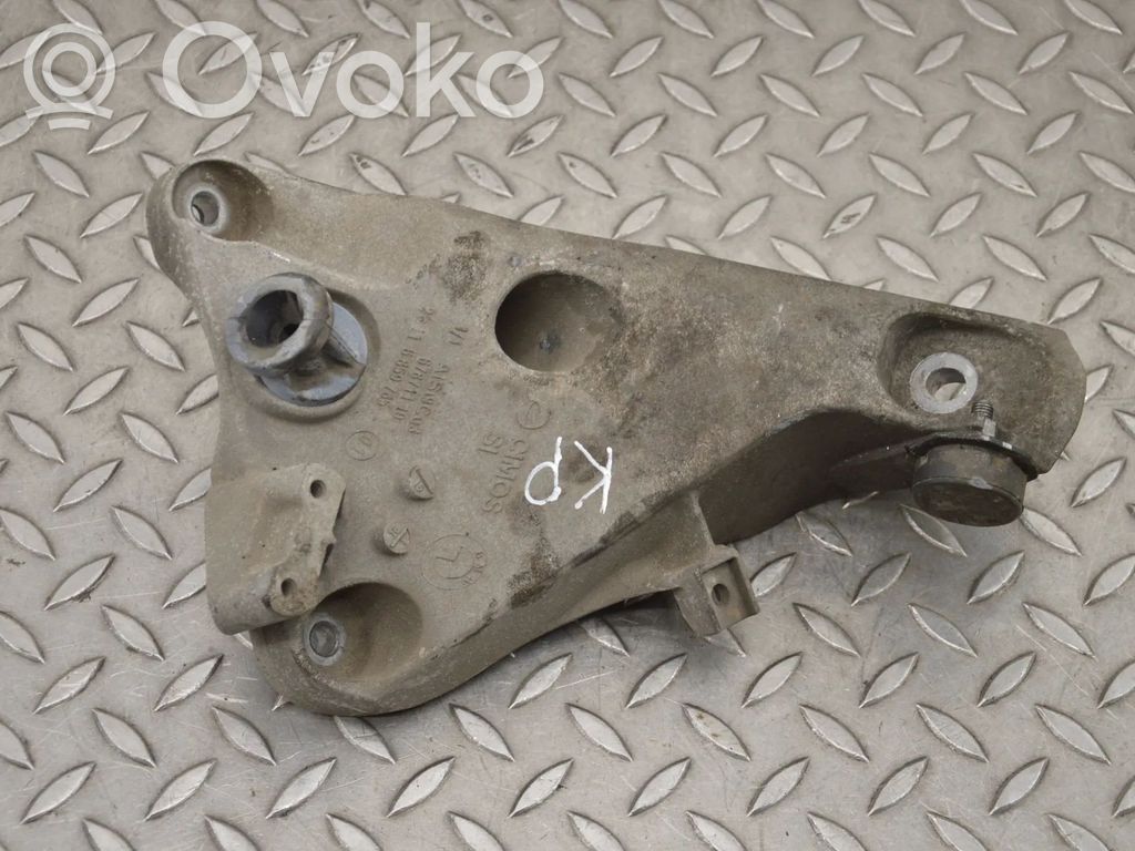 BMW X6 F16 Engine mounting bracket 