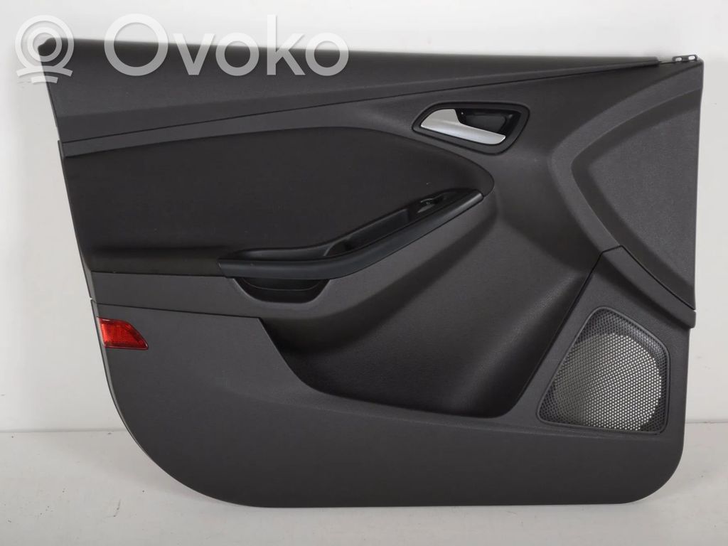 Ford Focus Revestimiento de puerta delantera 