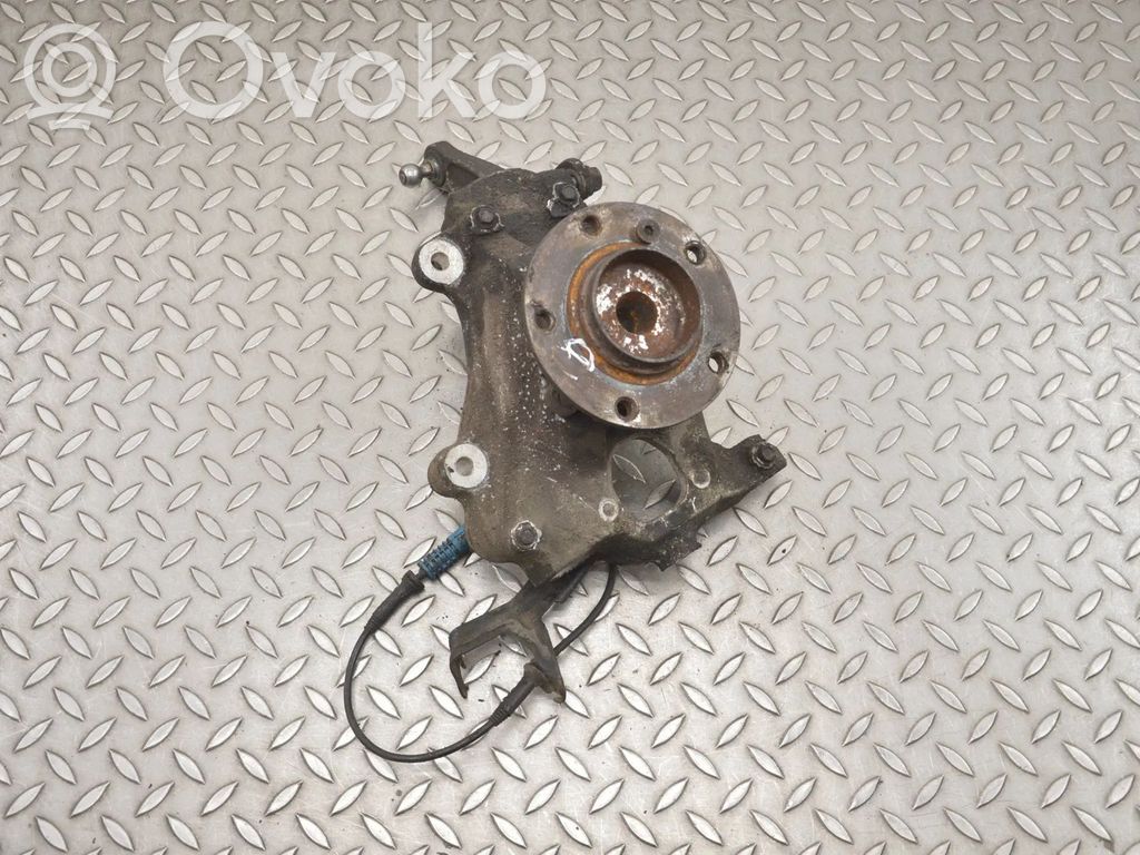 Front wheel hub   6762018