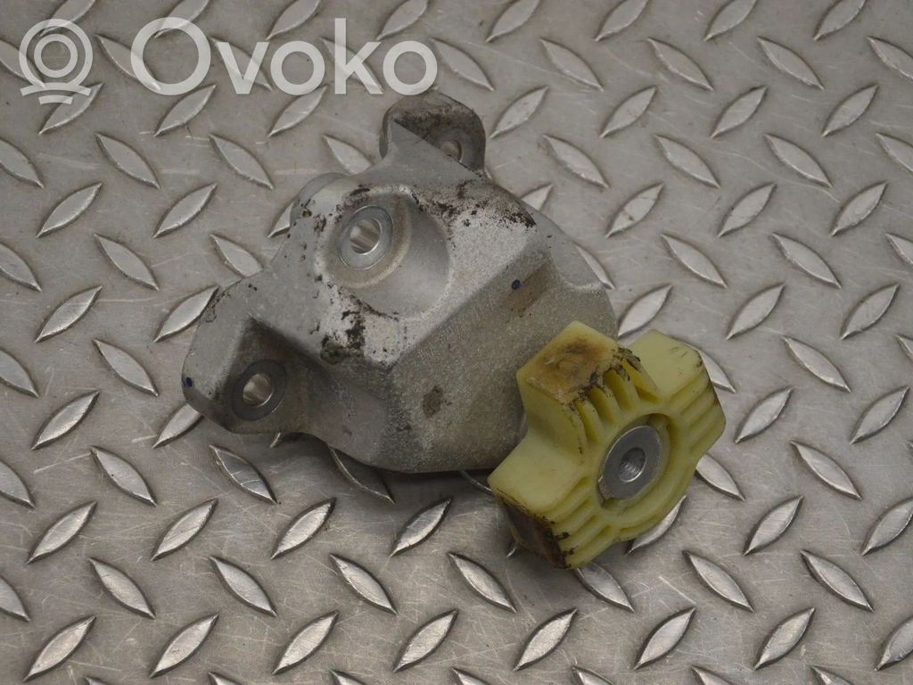 Engine mounting bracket   31686308