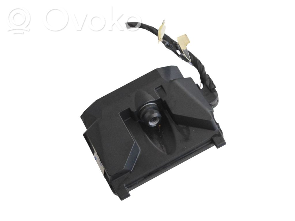 Windshield/windscreen camera   5A32DC2