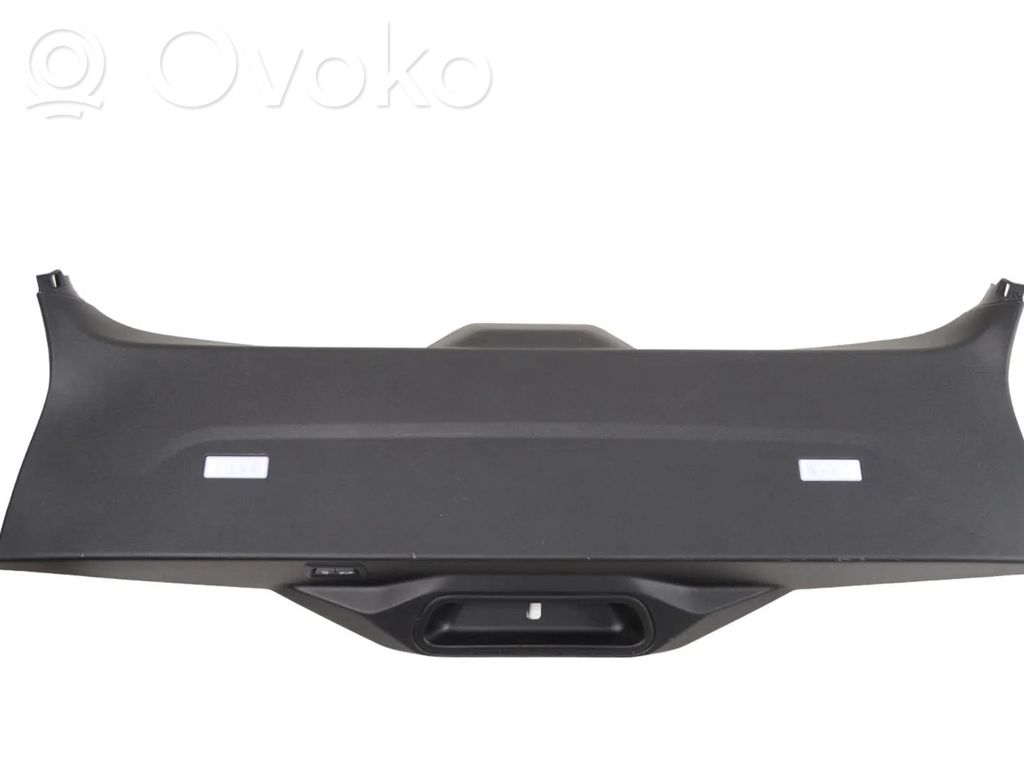 BMW X5 G05 Tailgate trim 