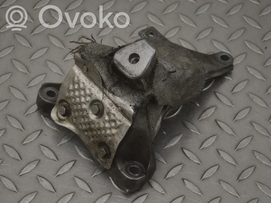 Audi A6 S6 C7 4G Engine mounting bracket 