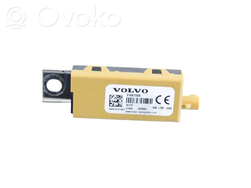 Volvo XC40 Antenos stiprintuvas 