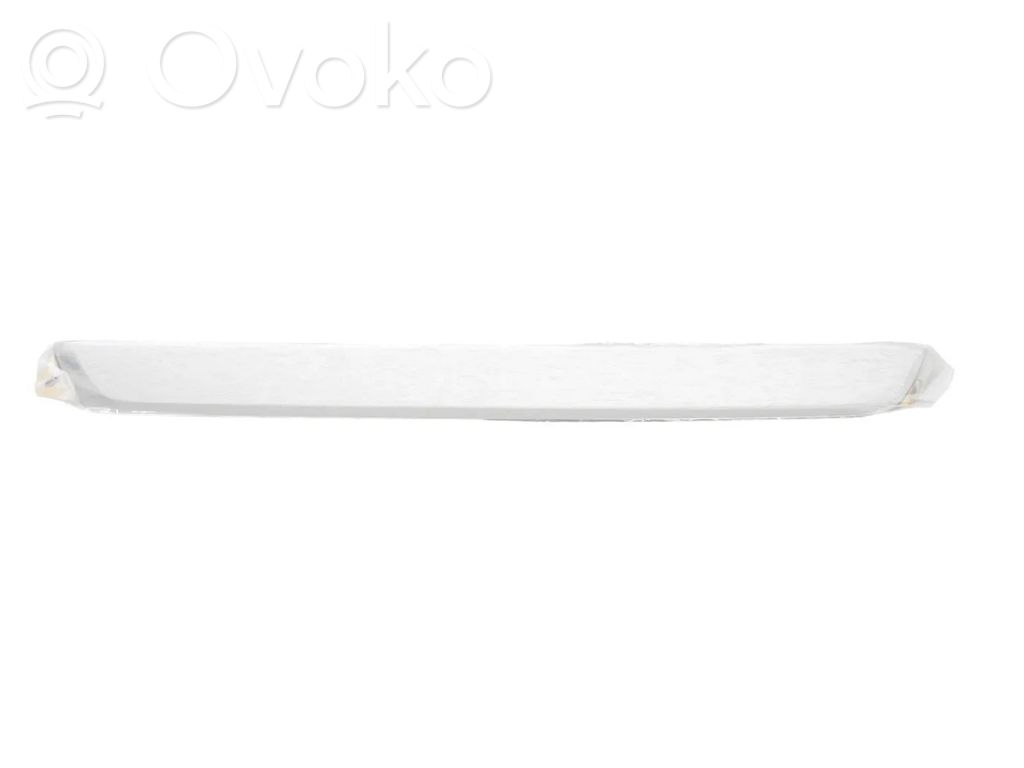 Front sill trim cover   150476300A