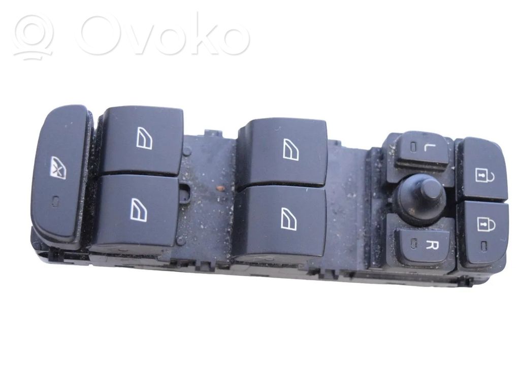 Volvo XC40 Electric window control switch 