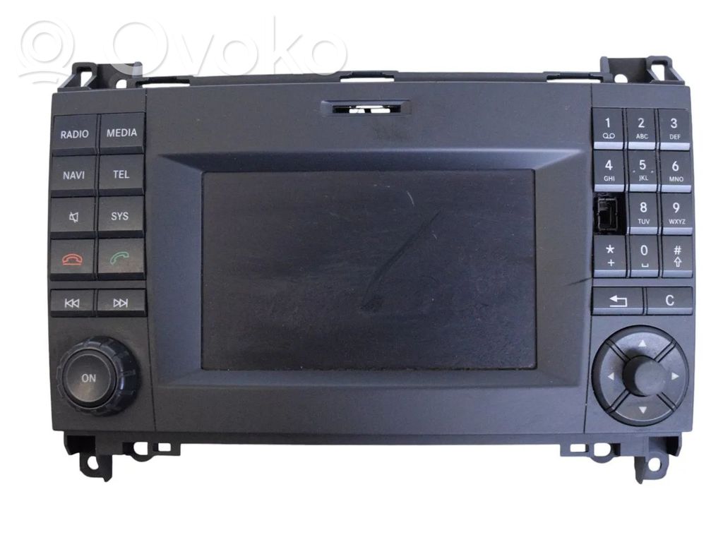 Volkswagen Crafter Panel / Radioodtwarzacz CD/DVD/GPS 