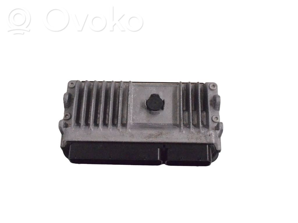 Toyota C-HR I Engine control unit/module 