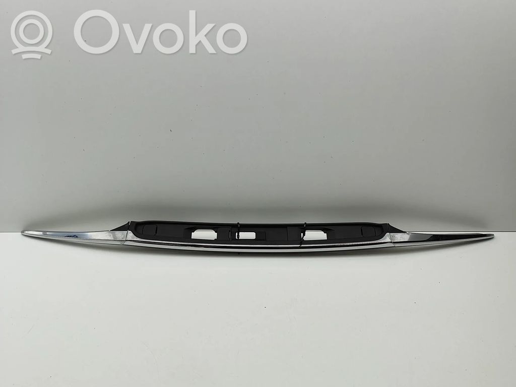 Mazda 6 Éclairage de plaque d'immatriculation 