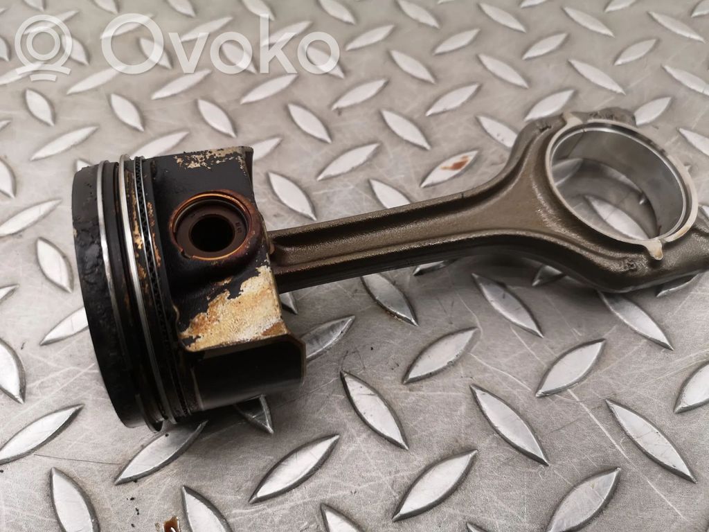 Audi A1 Piston 