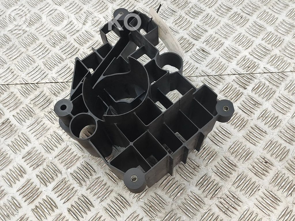 Volkswagen Touareg I Other engine bay part 