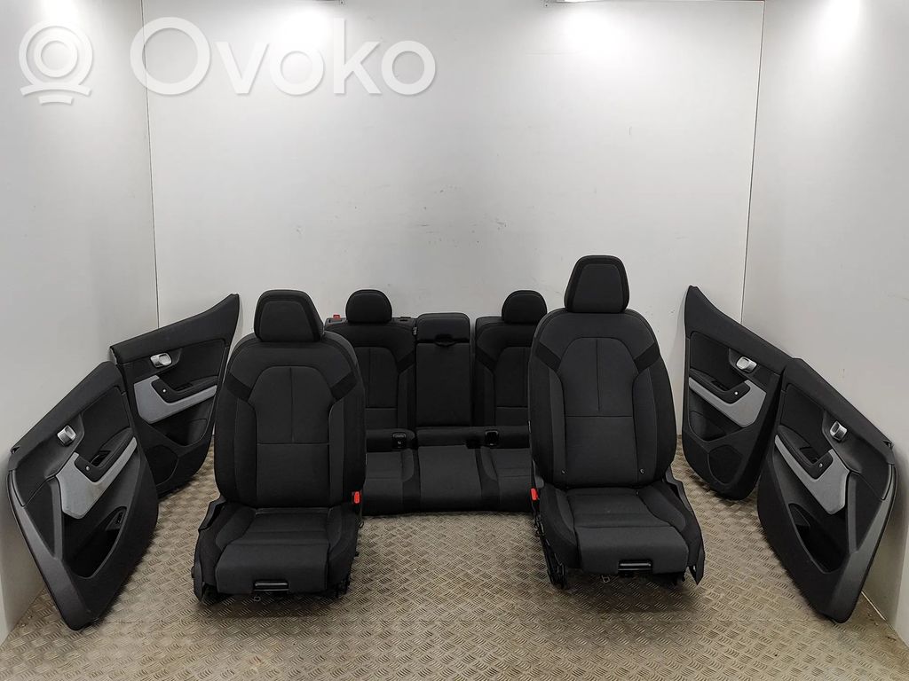 Juego interior   31696475,31696450,31456674,31693404,31694362,31696476,3942084