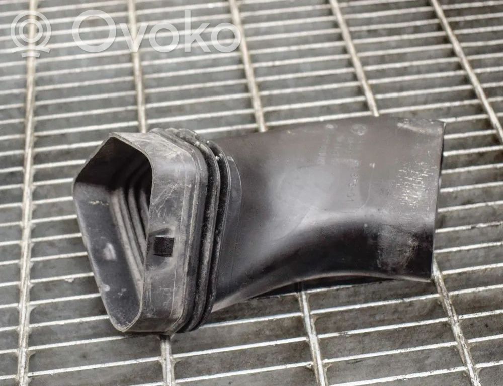 Air intake duct part   7798876