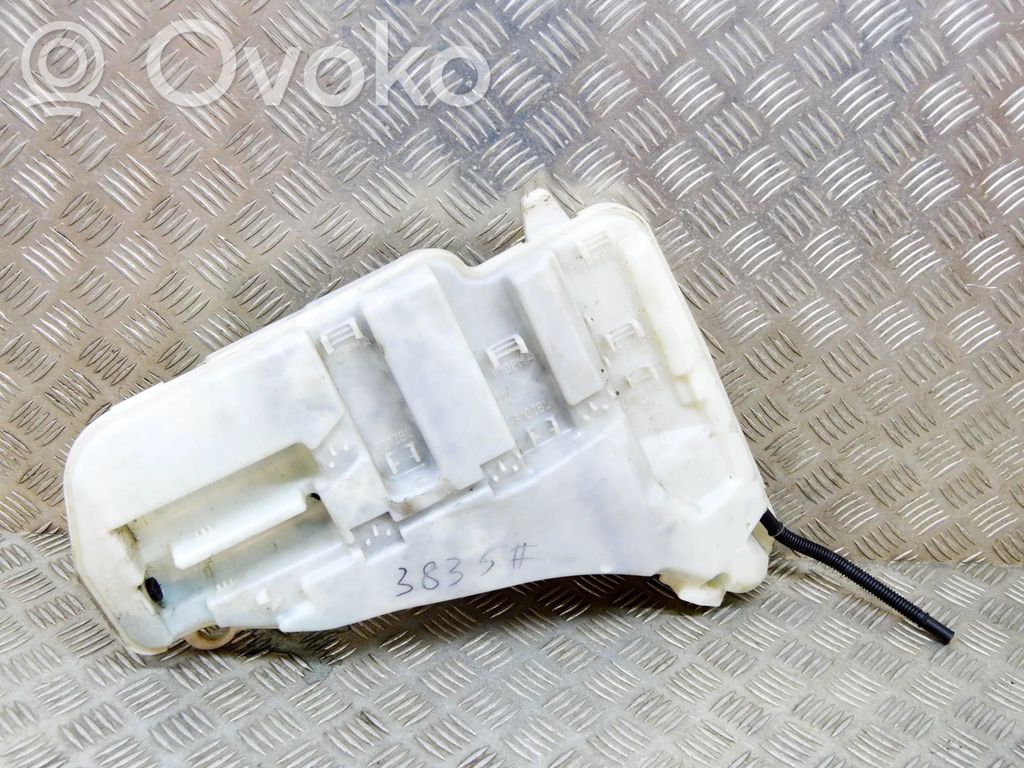 BMW 6 F12 F13 Serbatoio/vaschetta liquido lavavetri parabrezza 