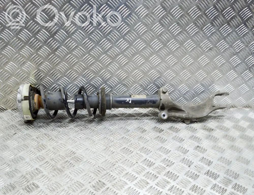 Audi A4 S4 B9 8W Priekšpusē amortizators 