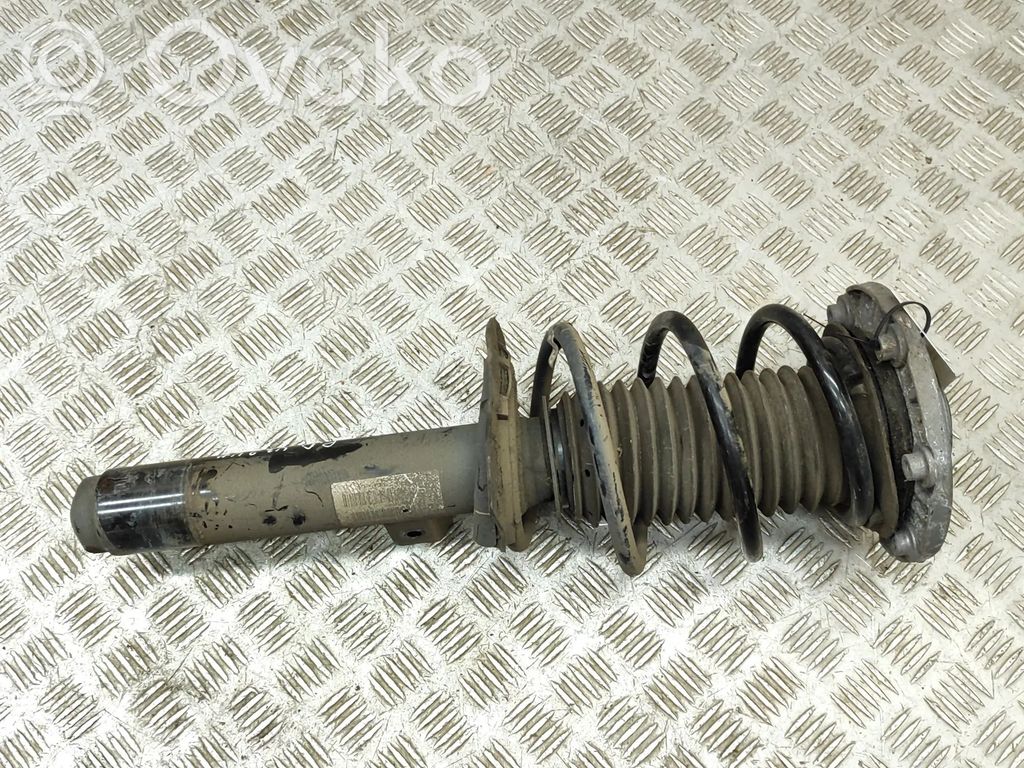 BMW 3 F30 F35 F31 Priekšpusē amortizators 