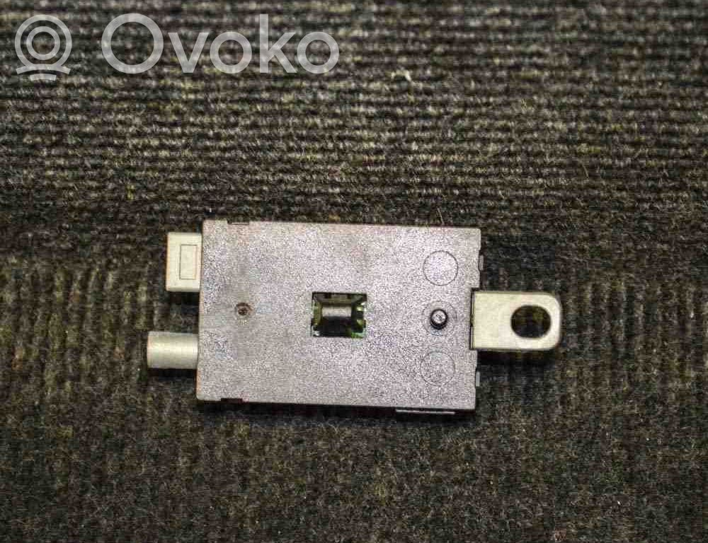 Antenas pastiprinātājs   7CP118C847CA