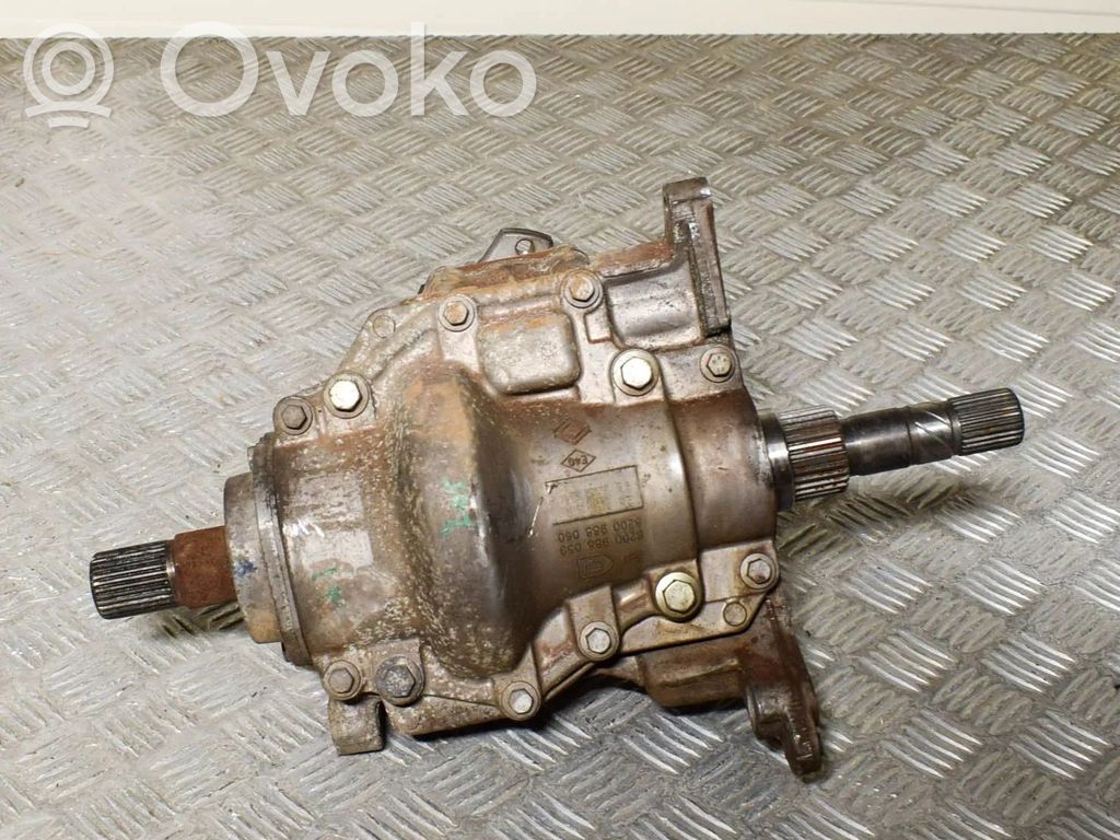 Dacia Duster Gearbox transfer box case 