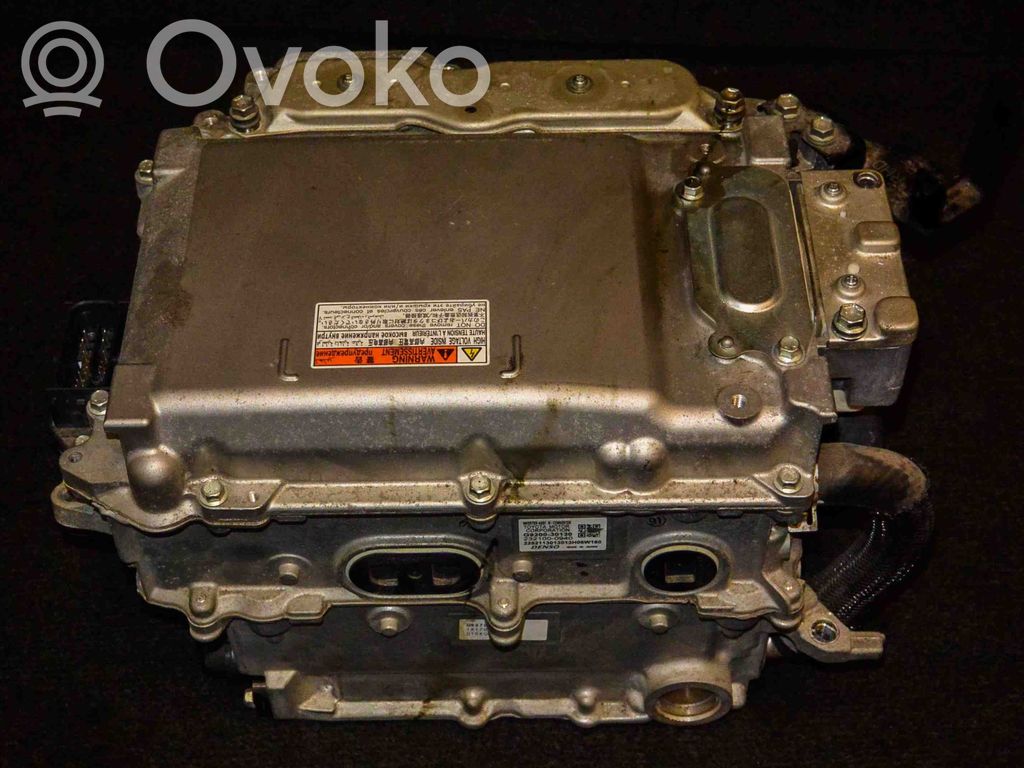 Lexus IS III XE30 Inversor/convertidor de voltaje 