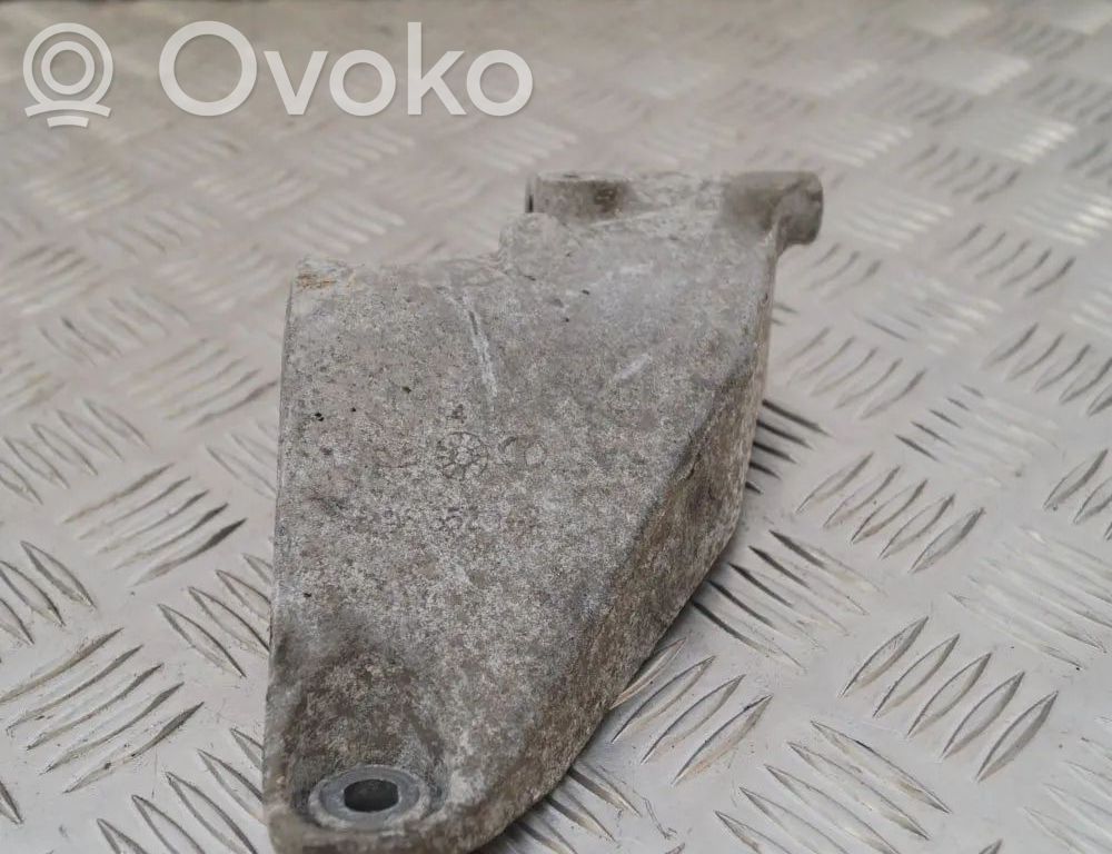 Chevrolet Kalos Cita veida dzinēja nodalījuma detaļa 
