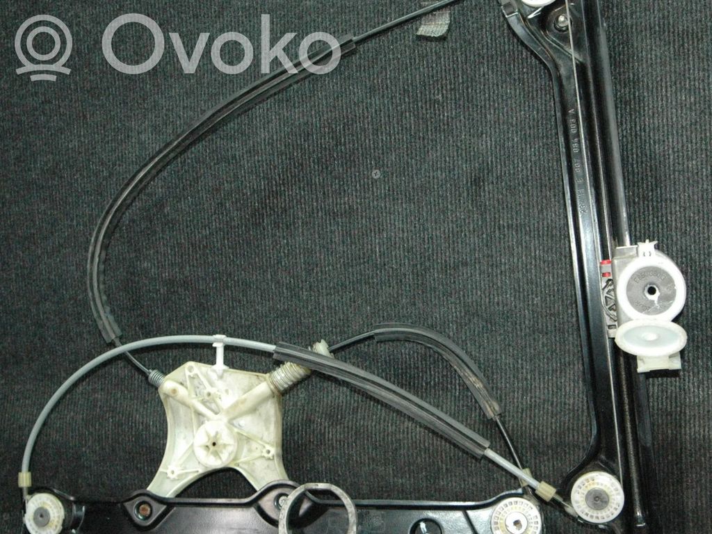 Lève-vitre électrique de porte avant   E007084003A