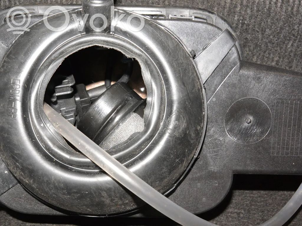 Volkswagen Jetta VI Polttoainesäiliön korkki 
