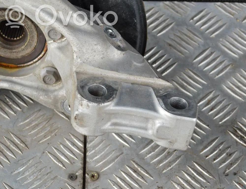 Cubo de rueda delantera