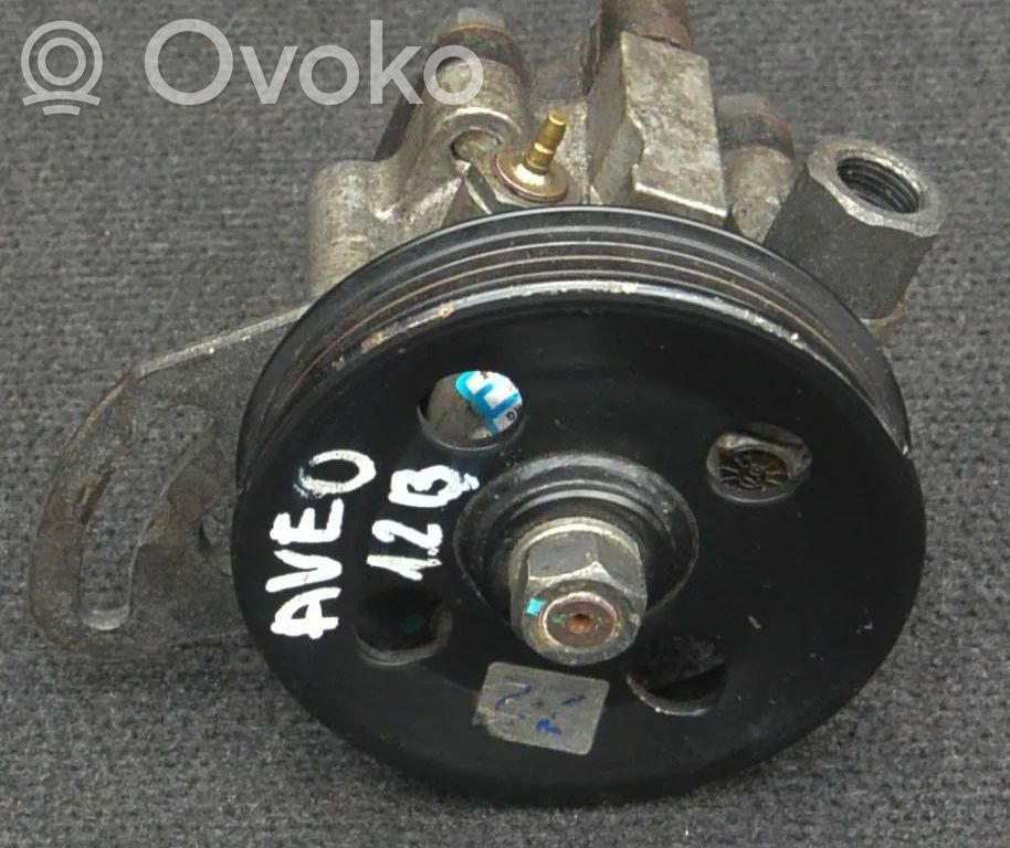 Chevrolet Aveo Ohjaustehostimen pumppu 