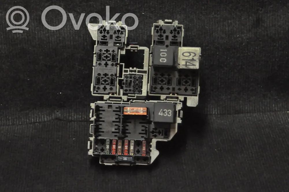 Sulakerasiasarja   3D0951253A,8E0951253