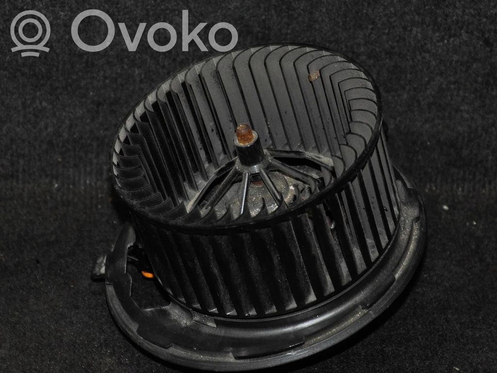 Volkswagen PASSAT B6 Wentylator nawiewu / Dmuchawa 