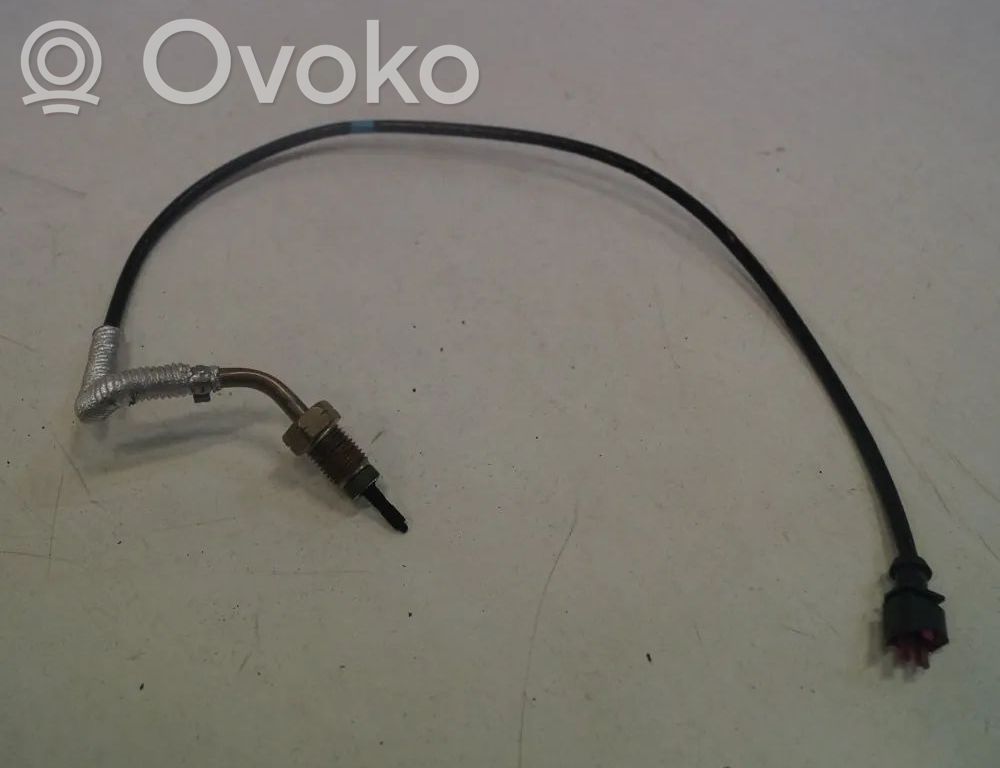 Volkswagen PASSAT CC Sensor de temperatura del aceite 